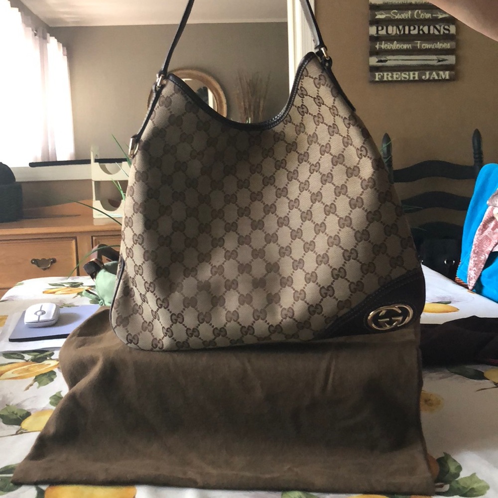 Vintage Gucci handbag